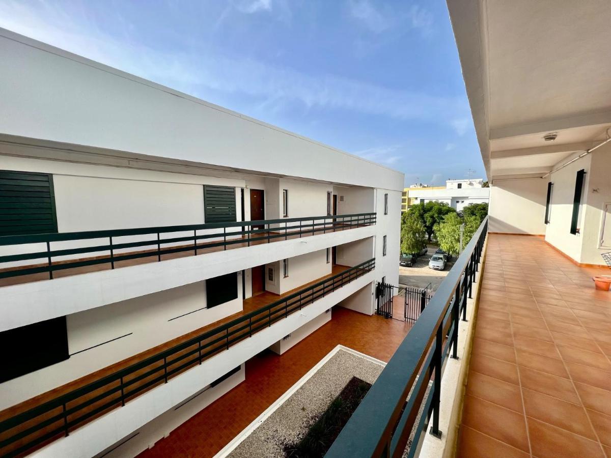 Vilamoura Central 4 With Pool By Homing Exterior photo