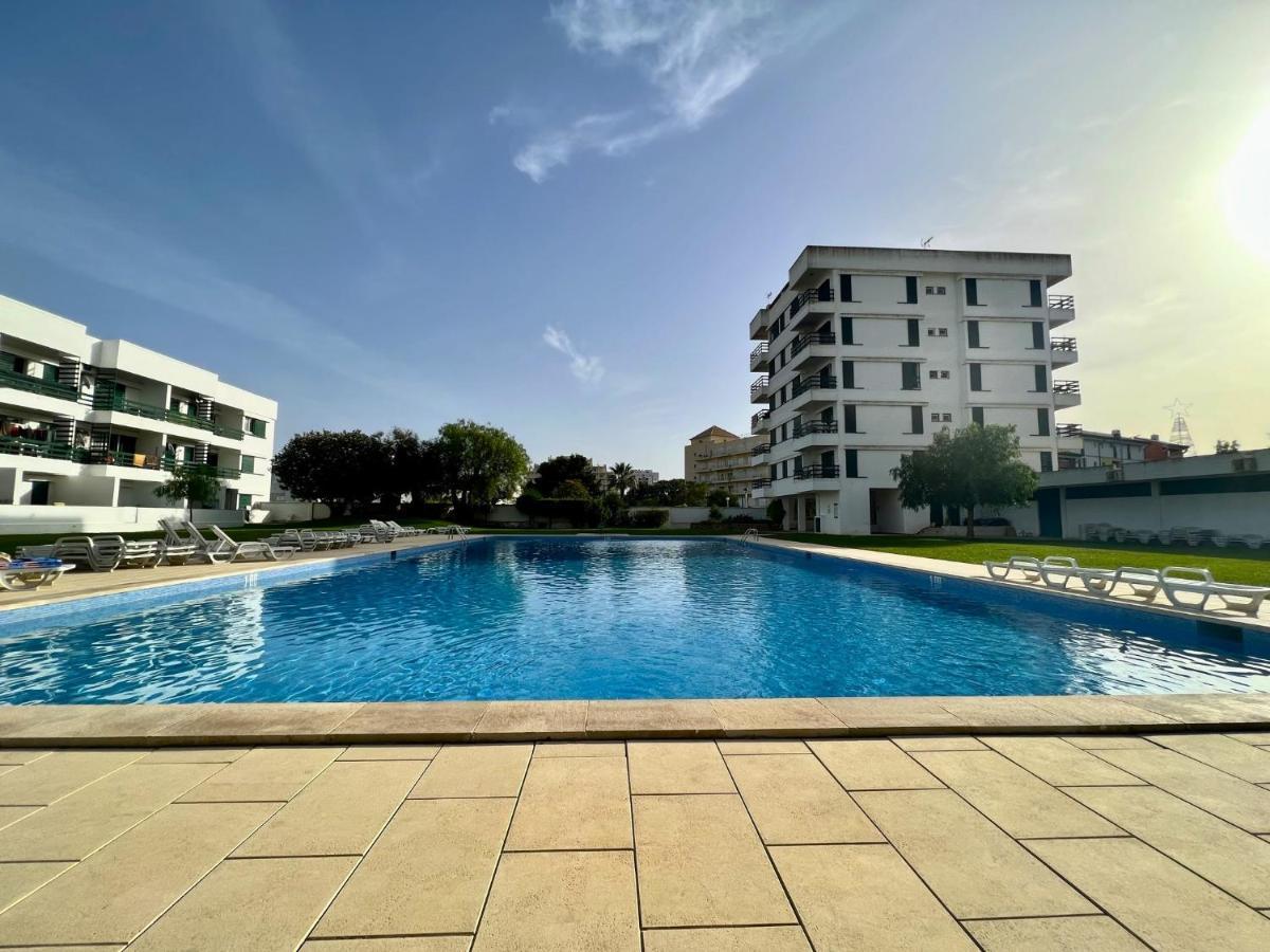 Vilamoura Central 4 With Pool By Homing Exterior photo