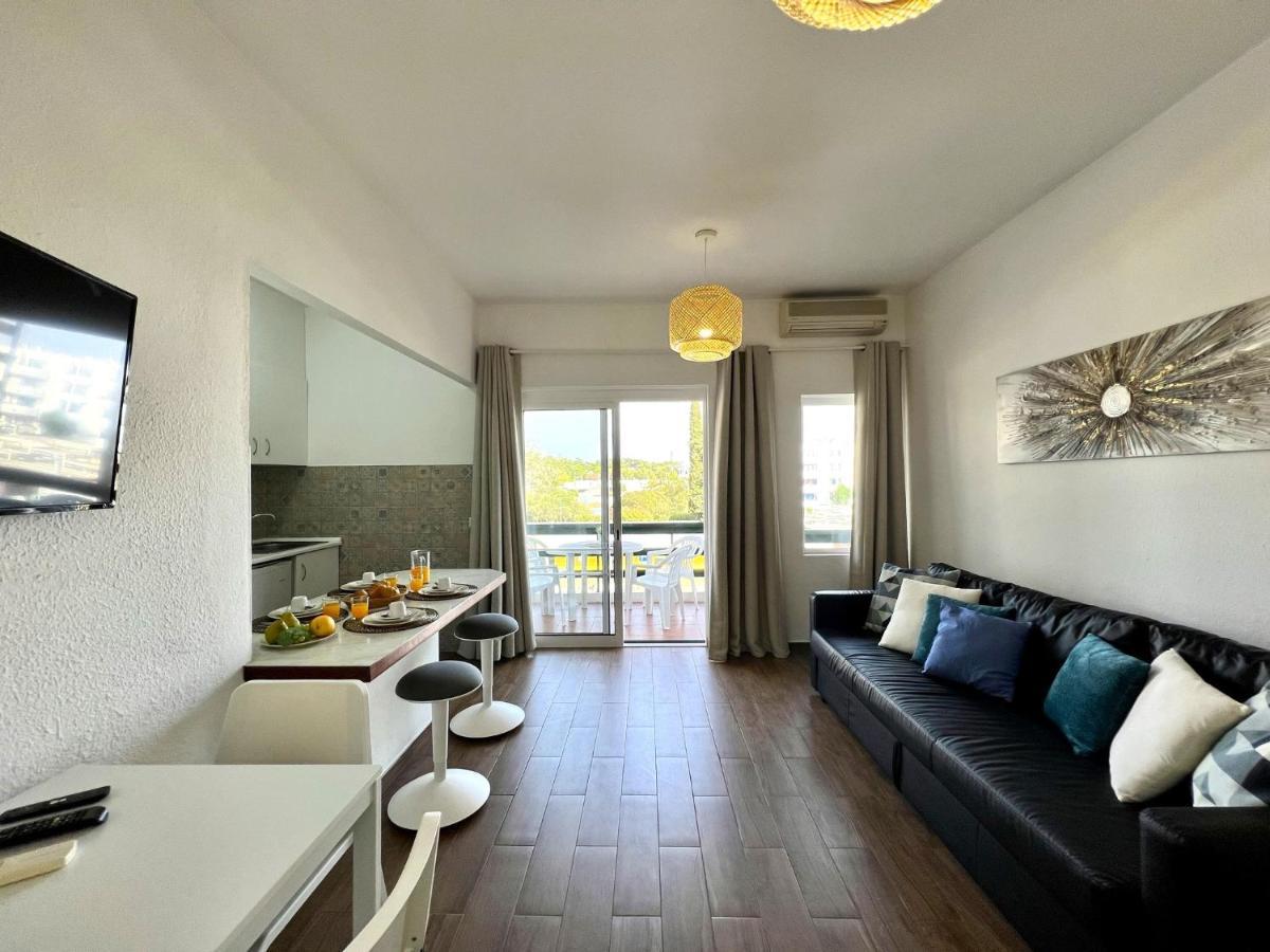 Vilamoura Central 4 With Pool By Homing Exterior photo